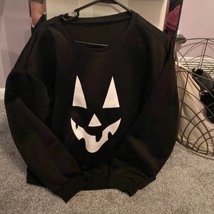 🎈B1G1🎈 Halloween sweatshirt